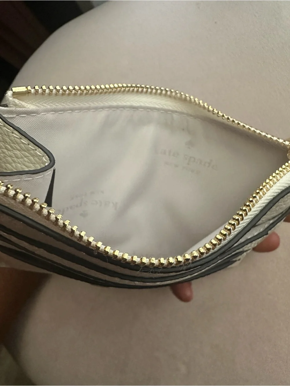 kate spade Pebbled Leather Card Case in White with Gold Hardware